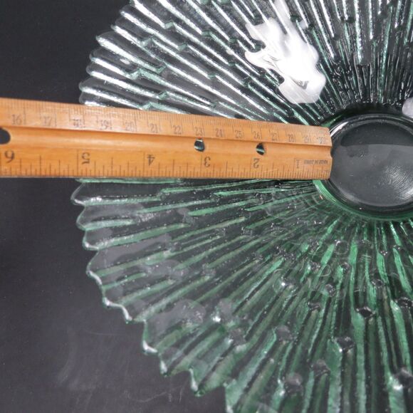 Pavel Panek, Libochovice, Serving Bowl Light Green Ribbed Starburst - Picture 5 of 7